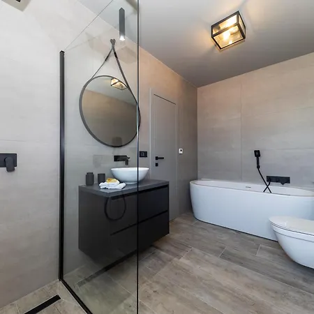 فيلة Royal Rock Ražanac