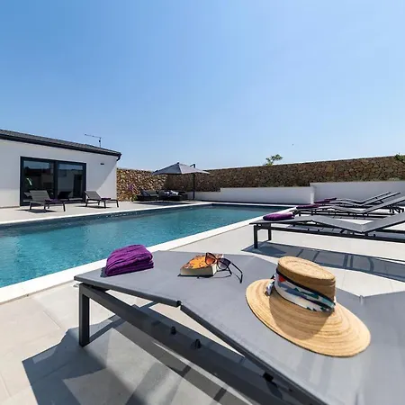 Royal Rock Villa